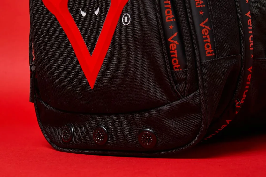 Verrati duffel opened showing the shoe compartment